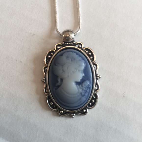 Blue Cameo Necklace - Picture 3 of 3